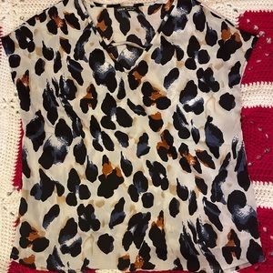 Multicolored V cut print blouse